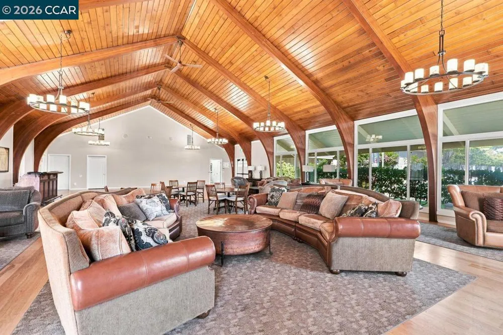 167 Miramonte Dr Moraga, CA 94556