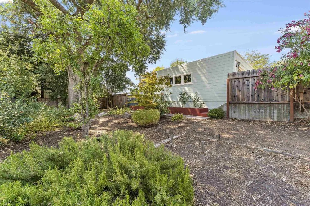 1983 Parkside Dr Walnut Creek, CA 94597