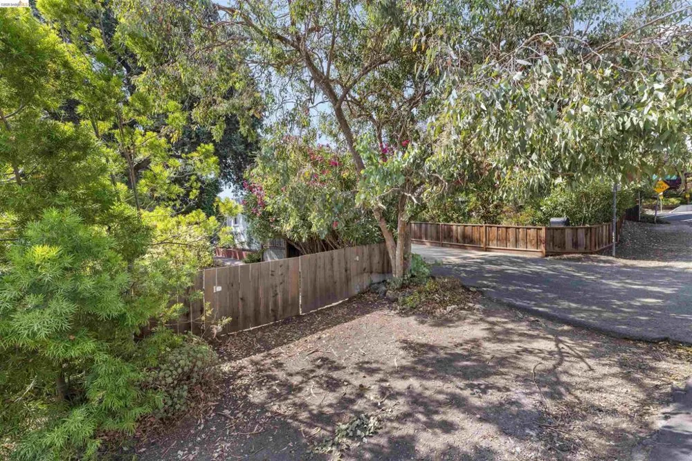 1983 Parkside Dr Walnut Creek, CA 94597