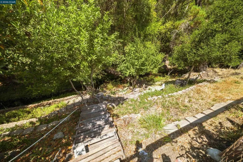 732 Moraga Rd Moraga, CA 94556