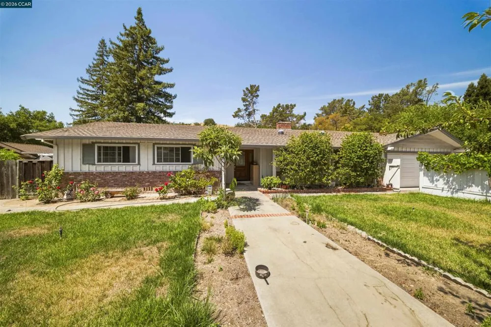 732 Moraga Rd Moraga, CA 94556