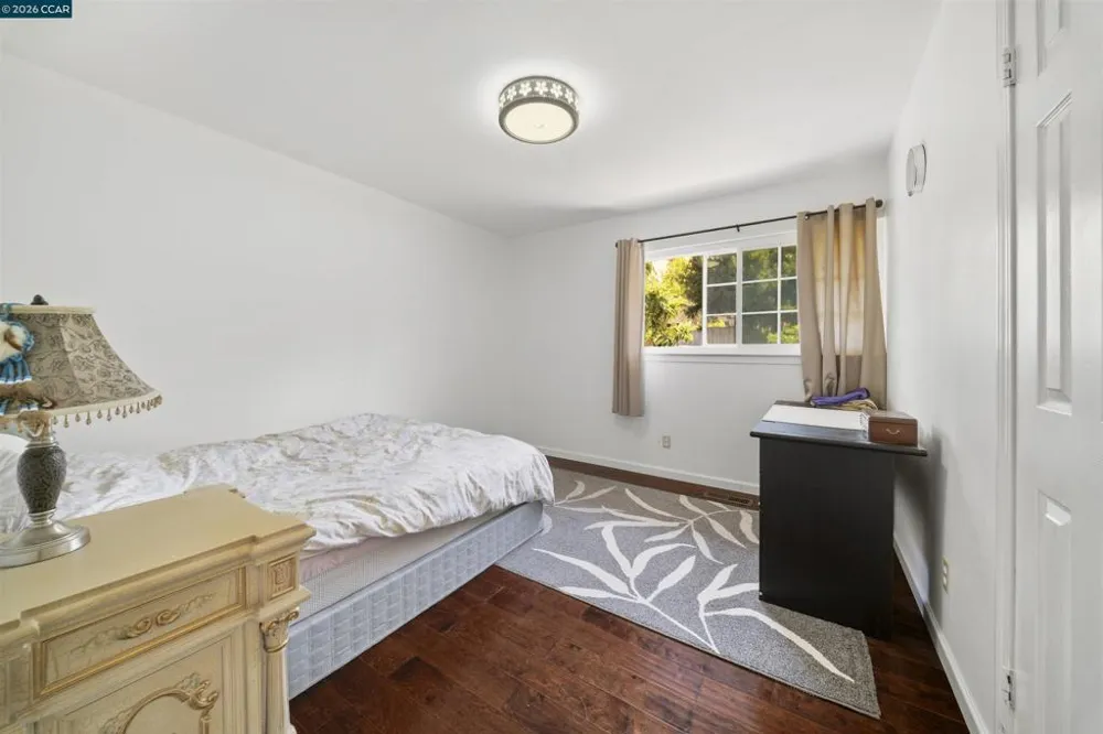 732 Moraga Rd Moraga, CA 94556