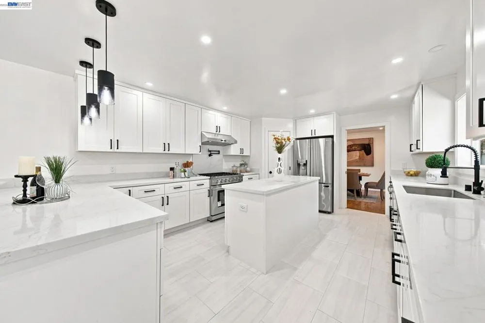 8 Calle Del Casarillo Diablo, CA 94528