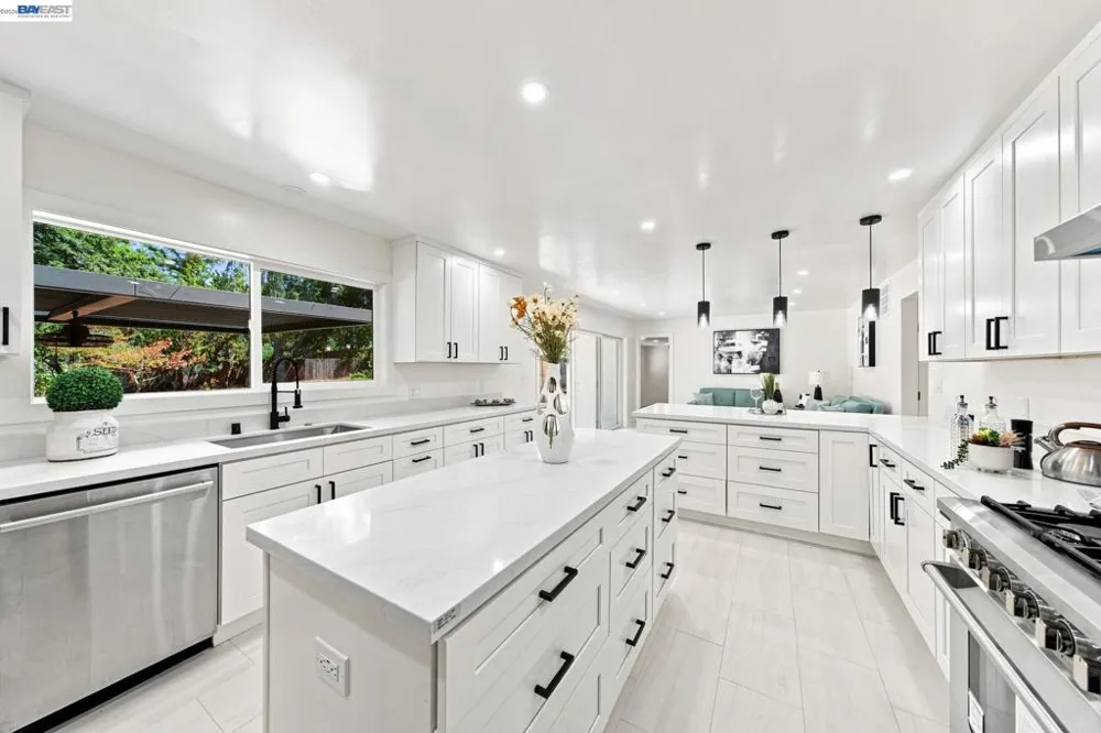 8 Calle Del Casarillo Diablo, CA 94528