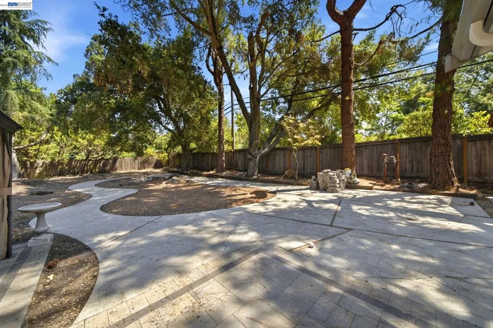 8 Calle Del Casarillo Diablo, CA 94528