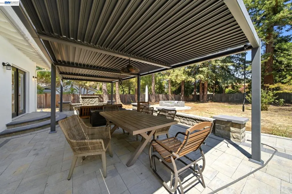 8 Calle Del Casarillo Diablo, CA 94528