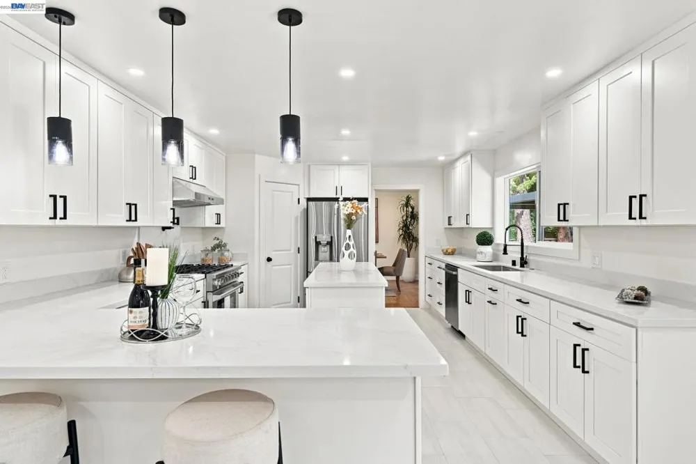 8 Calle Del Casarillo Diablo, CA 94528