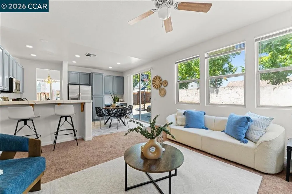 2304 Grassland Way Antioch, CA 94531