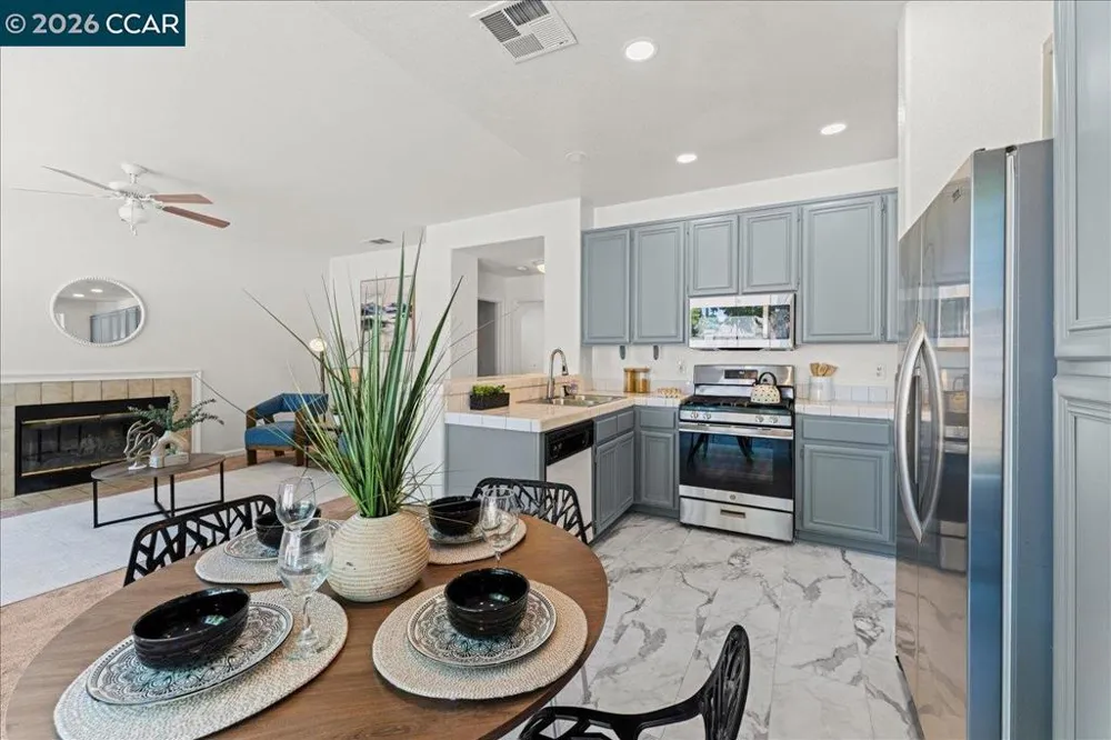 2304 Grassland Way Antioch, CA 94531