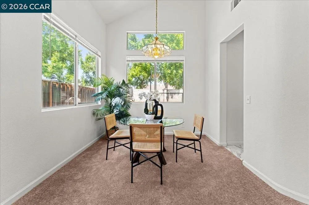 2304 Grassland Way Antioch, CA 94531