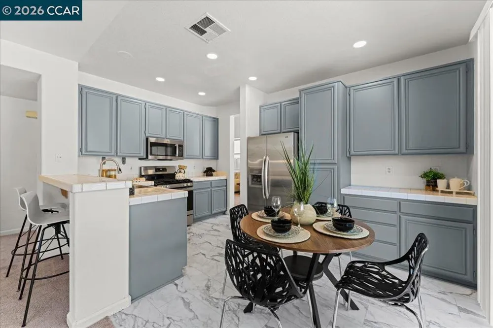 2304 Grassland Way Antioch, CA 94531