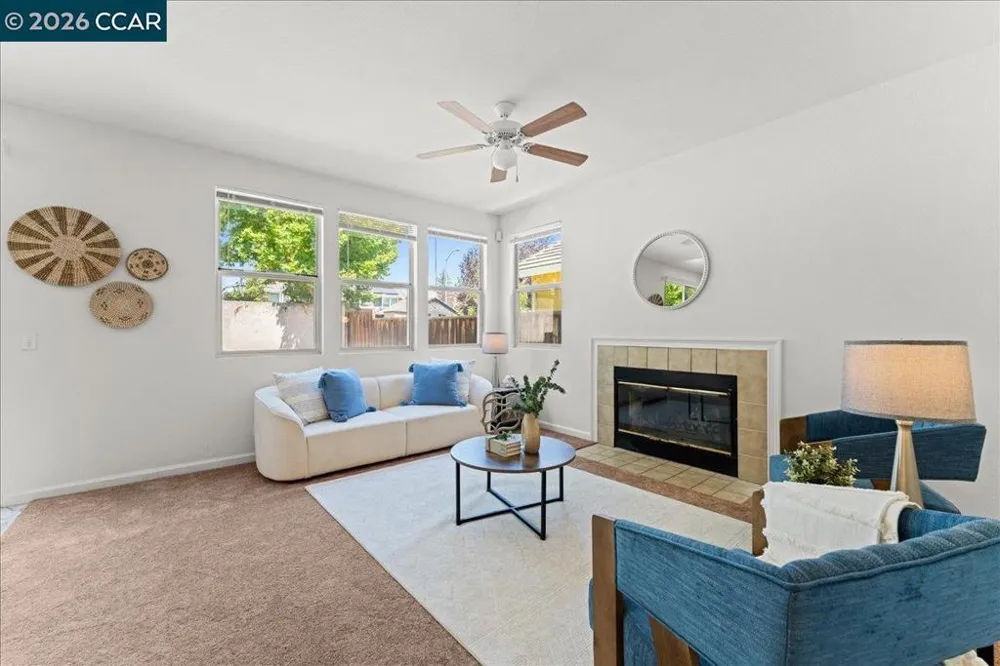 2304 Grassland Way Antioch, CA 94531