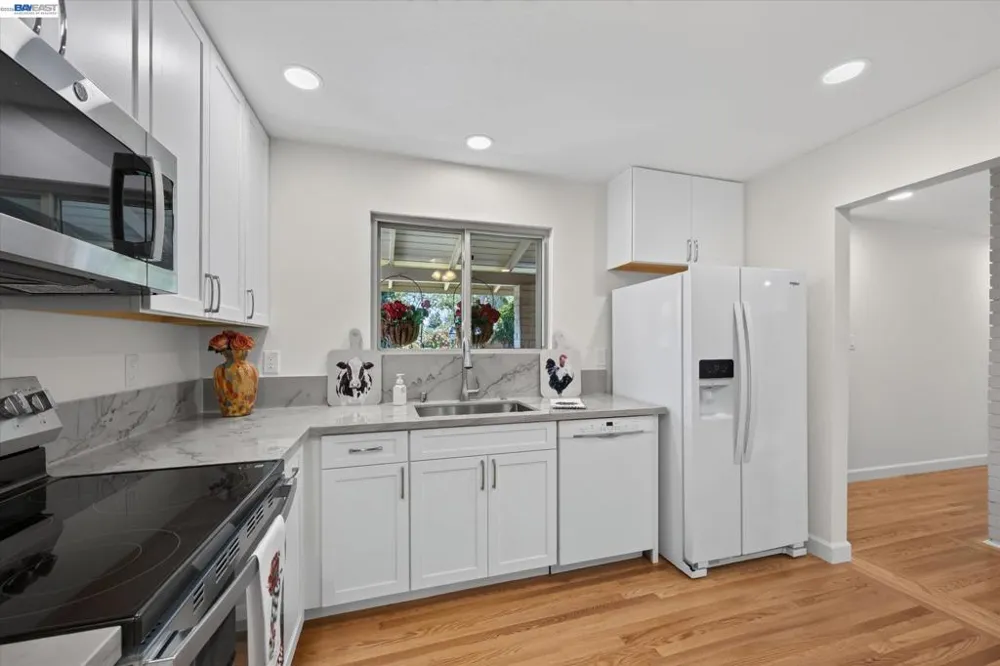 1787 Roxbury Dr Concord, CA 94519