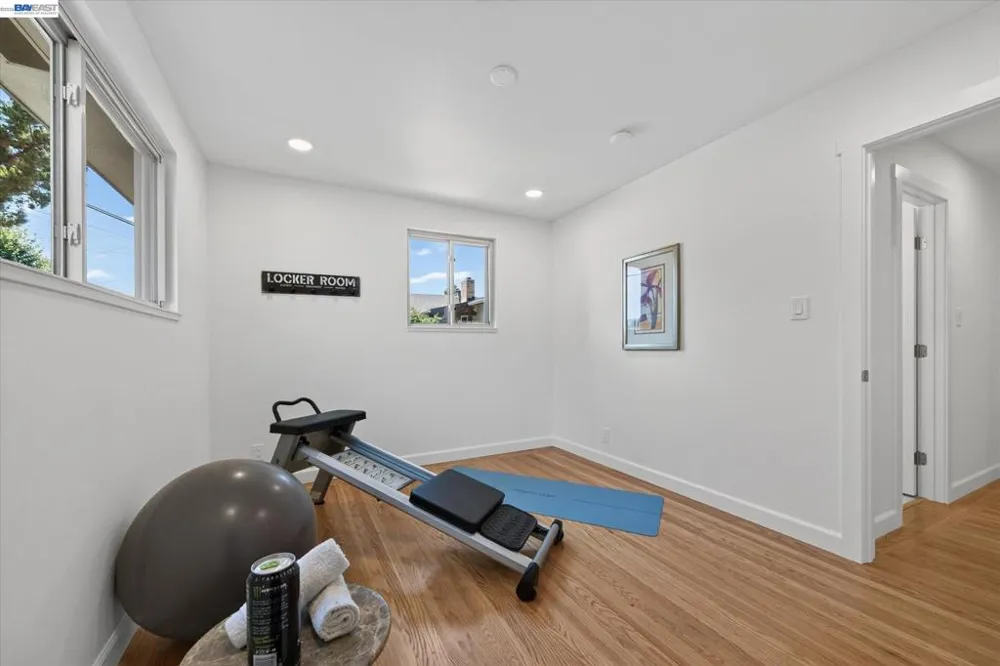 1787 Roxbury Dr Concord, CA 94519