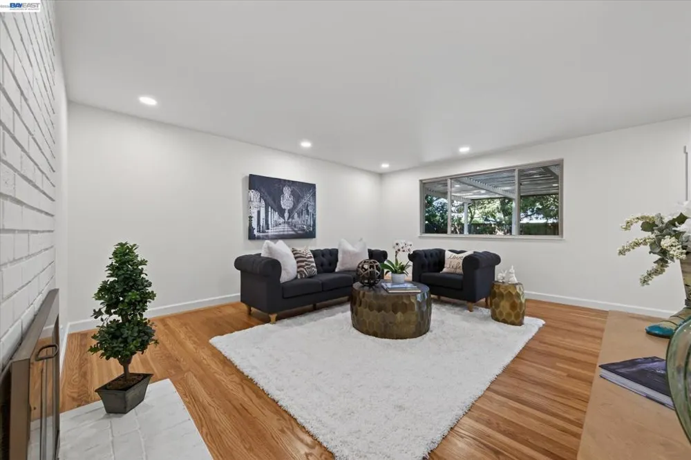 1787 Roxbury Dr Concord, CA 94519