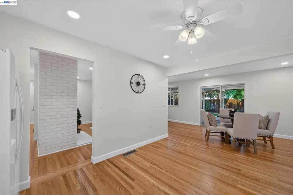 1787 Roxbury Dr Concord, CA 94519