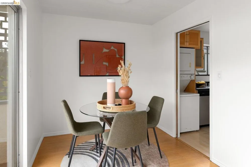 2614 Warring St #9 Berkeley, CA 94704