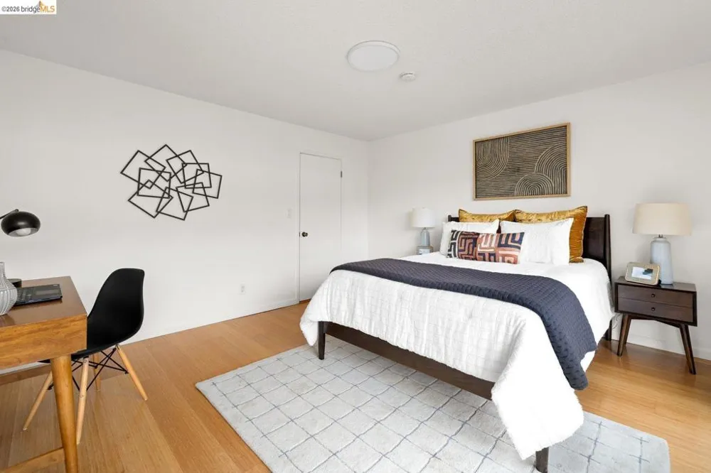 2614 Warring St #9 Berkeley, CA 94704