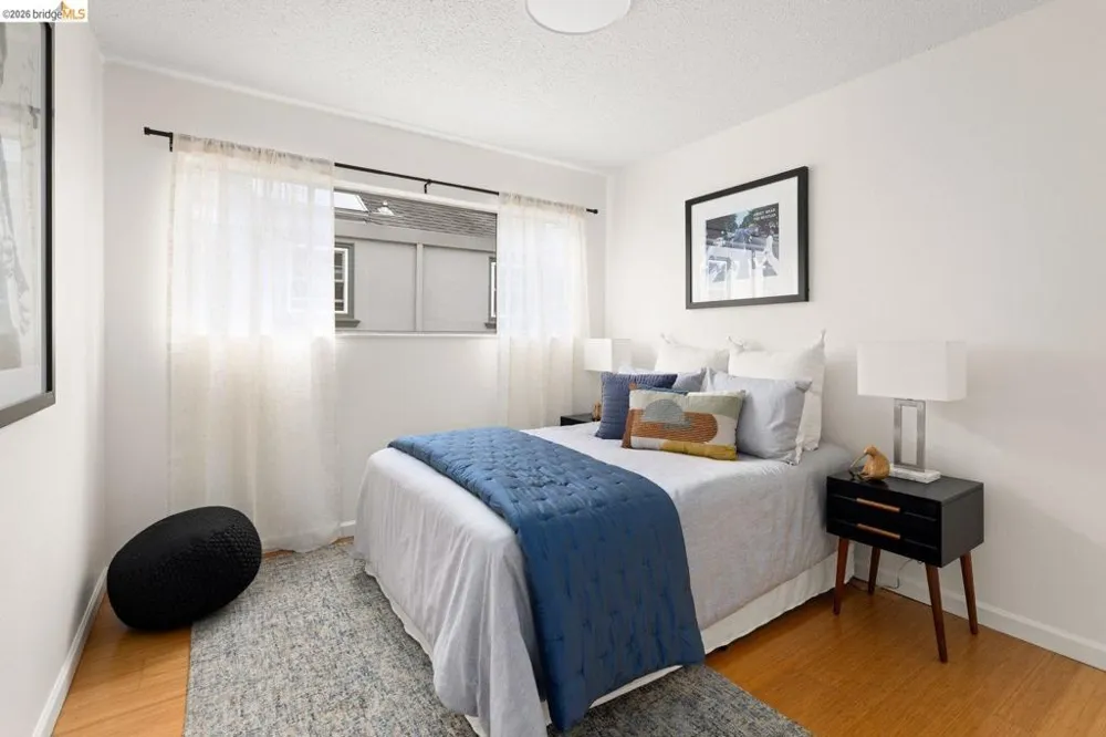 2614 Warring St #9 Berkeley, CA 94704
