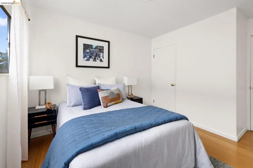 2614 Warring St #9 Berkeley, CA 94704
