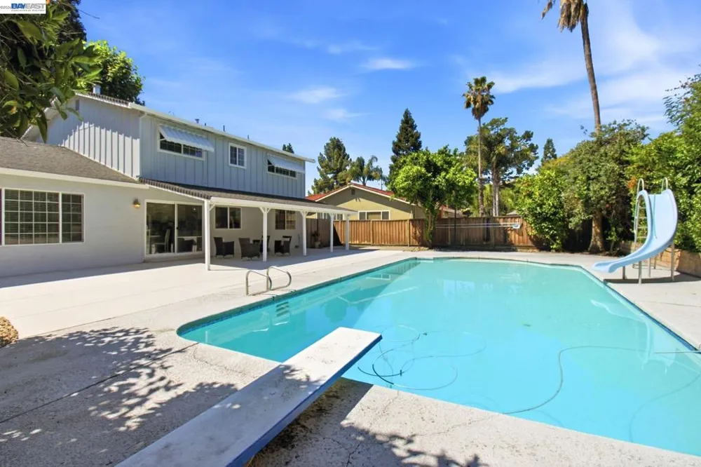 2867 Winthrop Ave. San Ramon, CA 94583