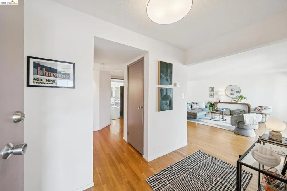 2324 Lakeshore Ave #6 Oakland, CA 94606