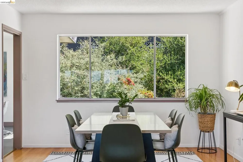 2324 Lakeshore Ave #6 Oakland, CA 94606