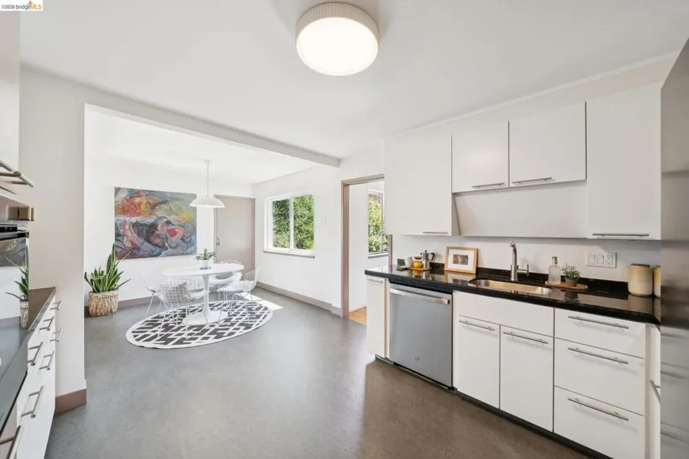 2324 Lakeshore Ave #6 Oakland, CA 94606
