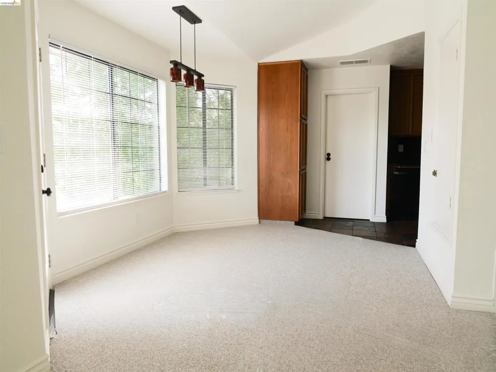 5022 Lakeview Dr #202 San Ramon, CA 94582