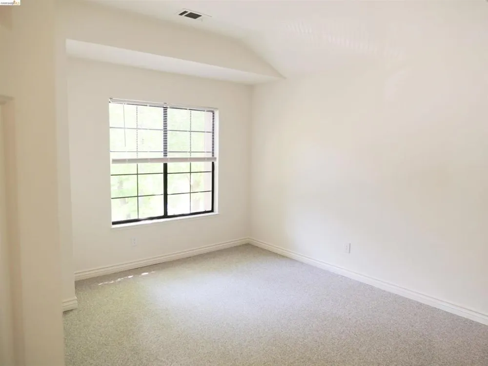 5022 Lakeview Dr #202 San Ramon, CA 94582