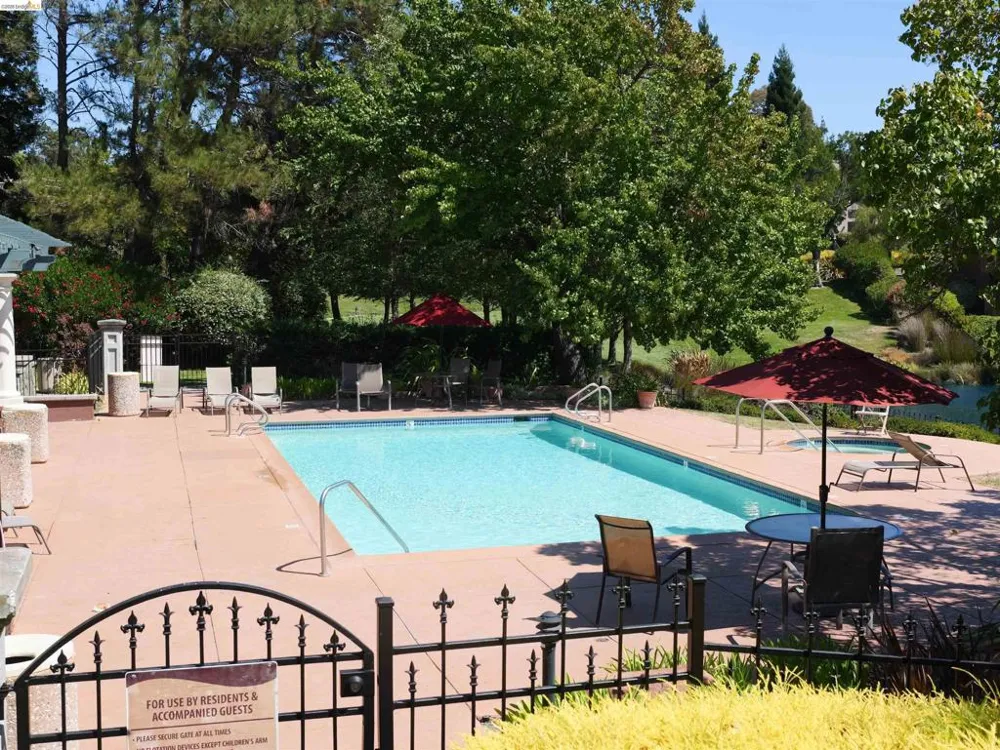 5022 Lakeview Dr #202 San Ramon, CA 94582