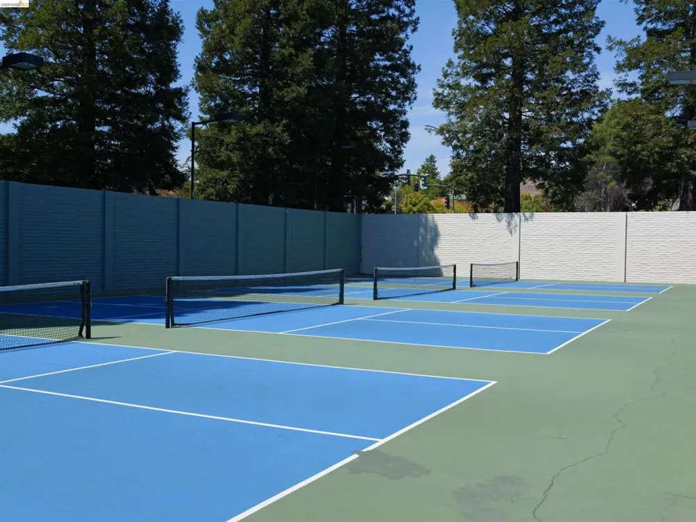 5022 Lakeview Dr #202 San Ramon, CA 94582