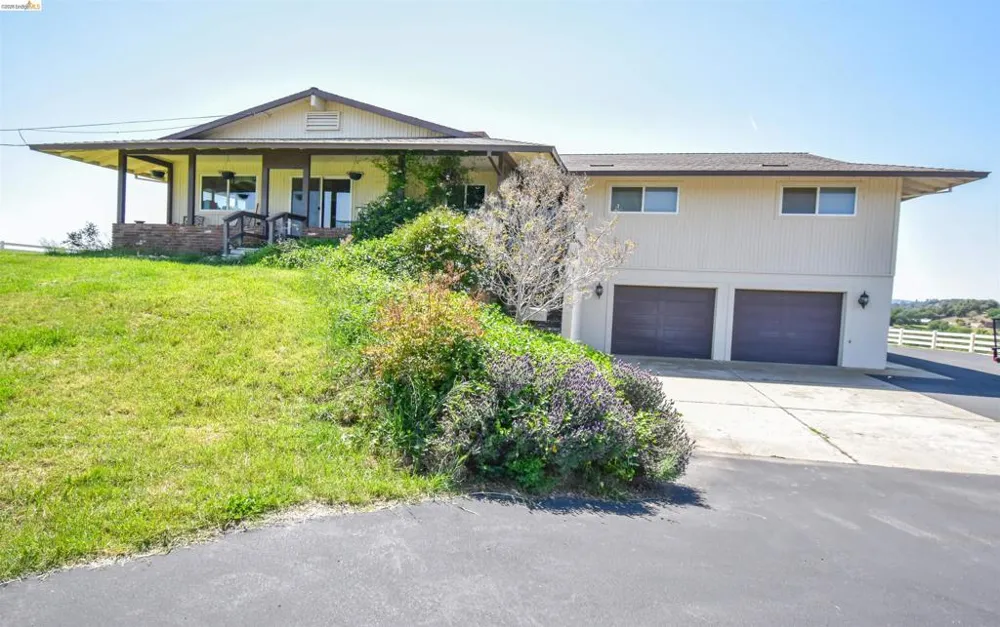 9325 Fraguero Rd Sonora, CA 95370