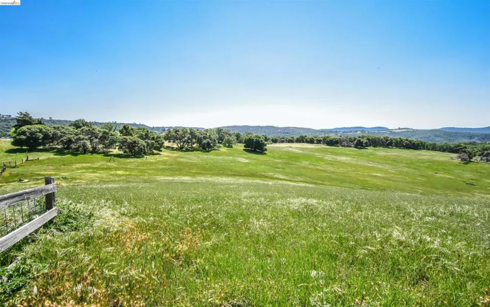 9325 Fraguero Rd Sonora, CA 95370