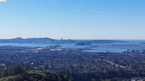 6100 Skyline Blvd