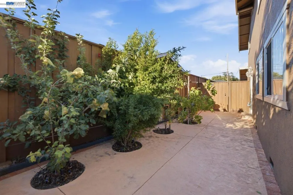 7778 Alto Way Dublin, CA 94568