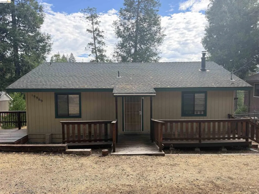 19969 L Street Twain Harte, CA 95383