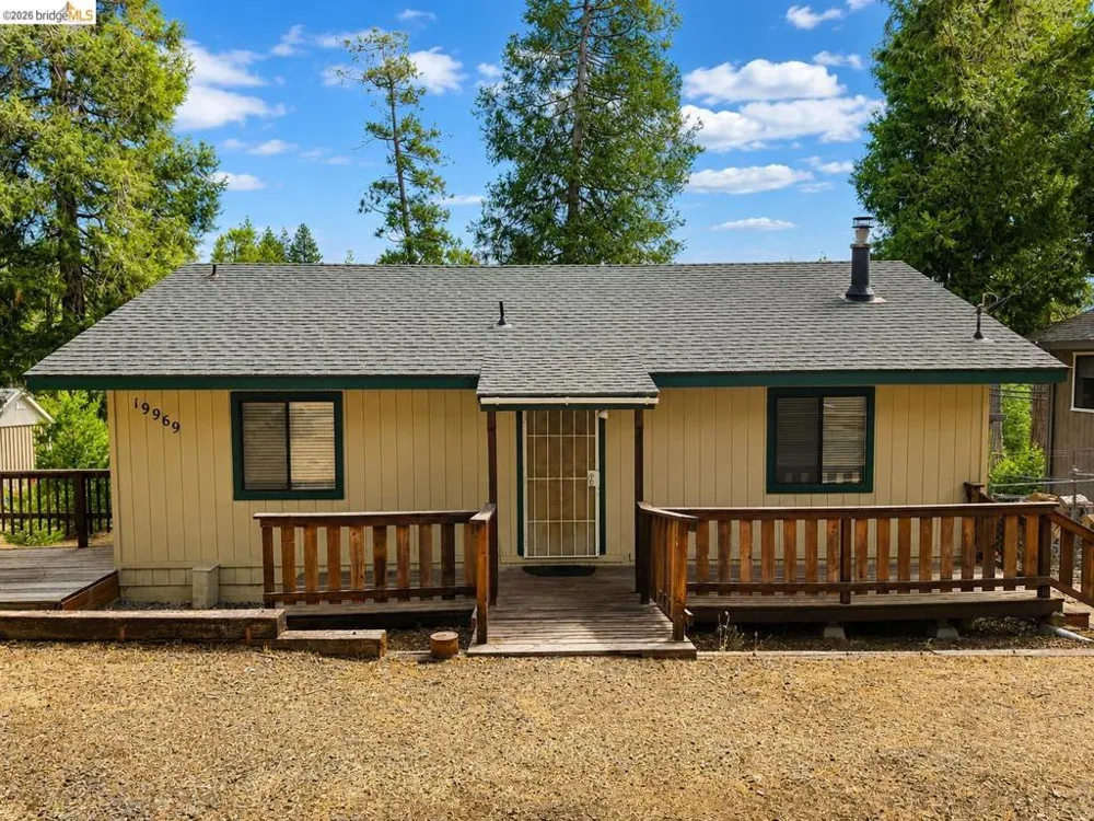 19969 L Street Twain Harte, CA 95383