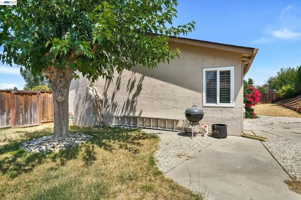 555 Teal Ct Livermore, CA 94551