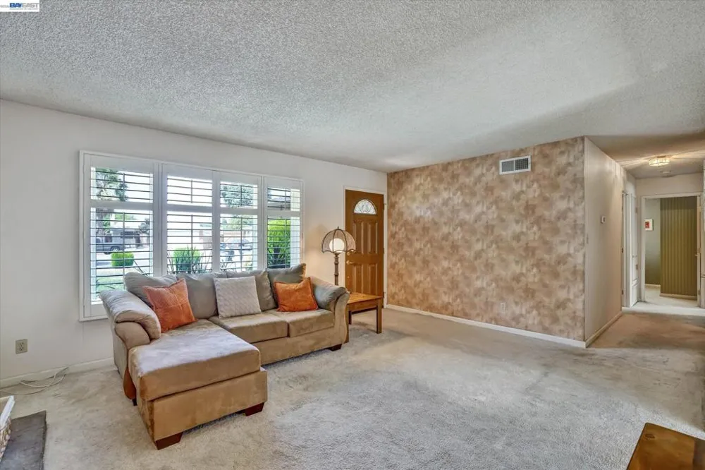 555 Teal Ct Livermore, CA 94551