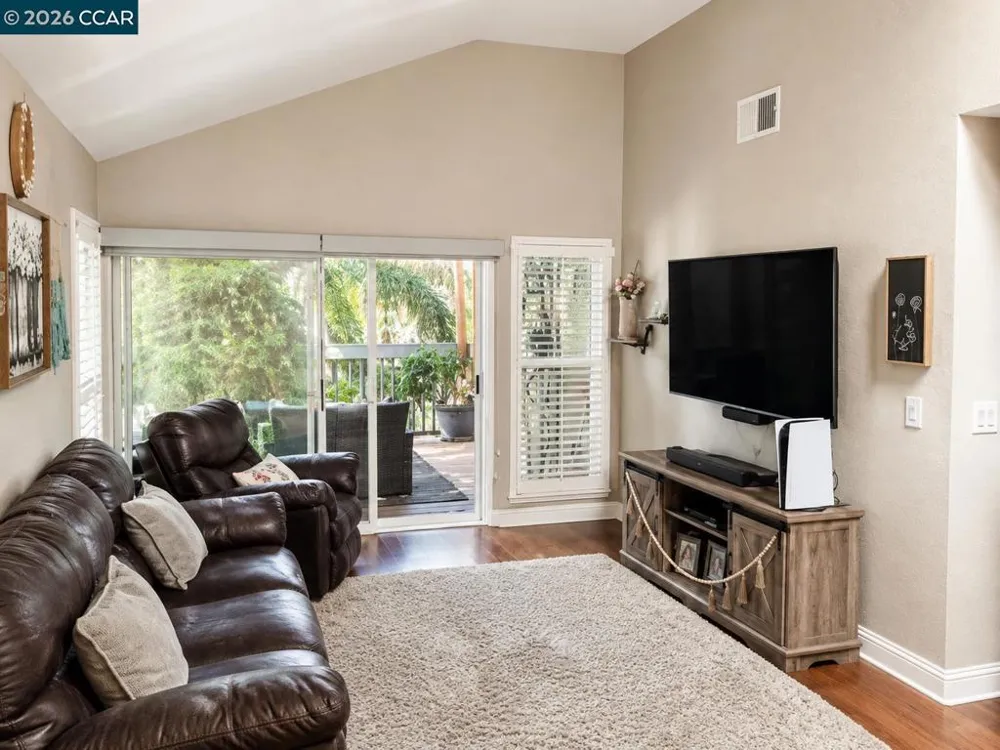 1544 Bailey Rd #40 Concord, CA 94521