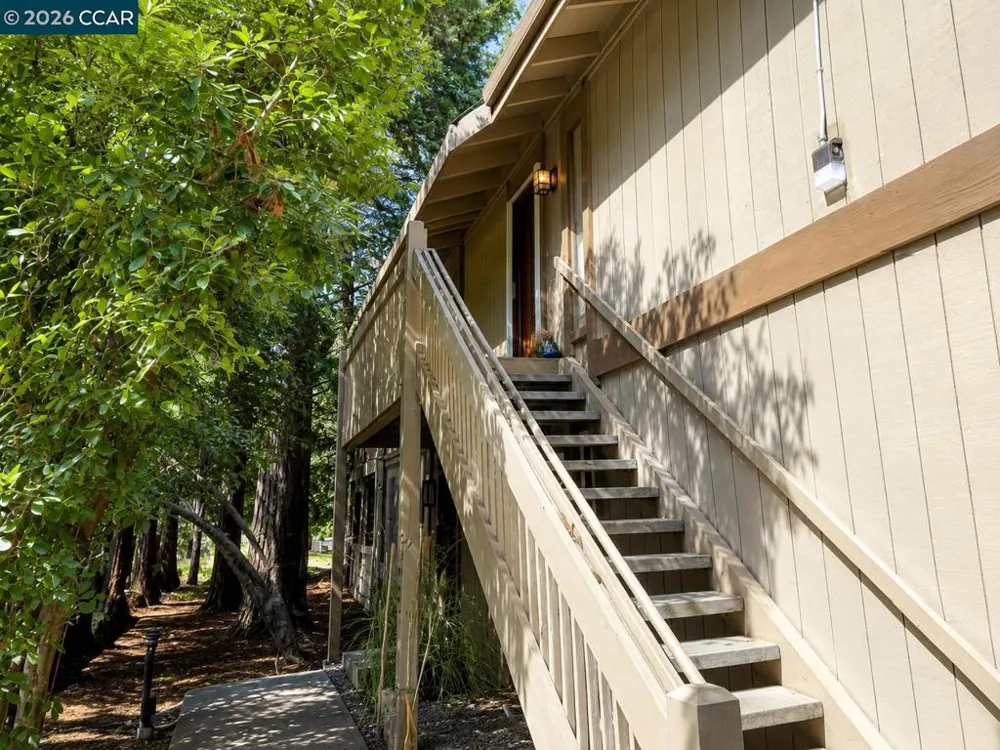 1544 Bailey Rd #40 Concord, CA 94521
