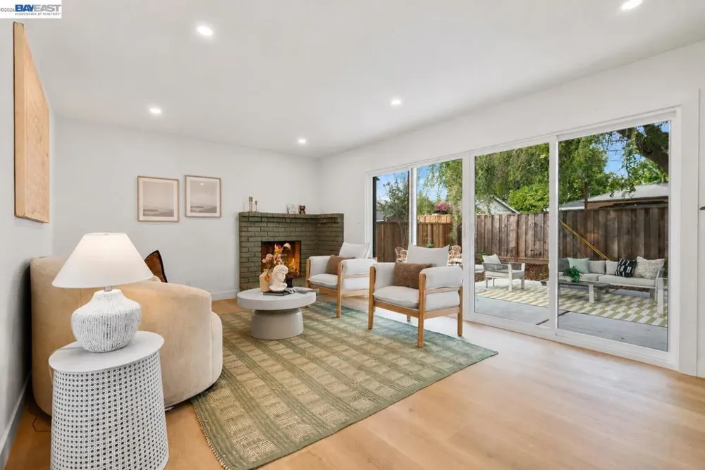 24 Casper St Milpitas, CA 95035
