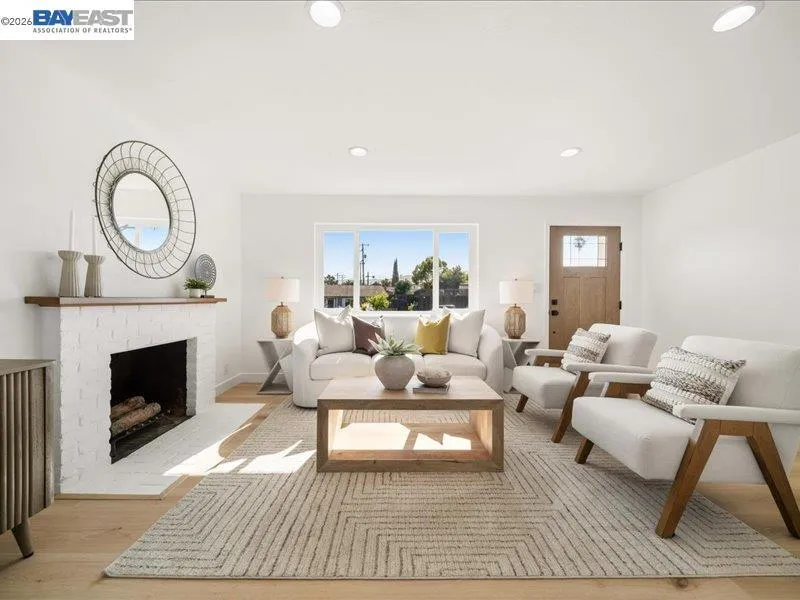 7654 Brighton Dr Dublin, CA 94568