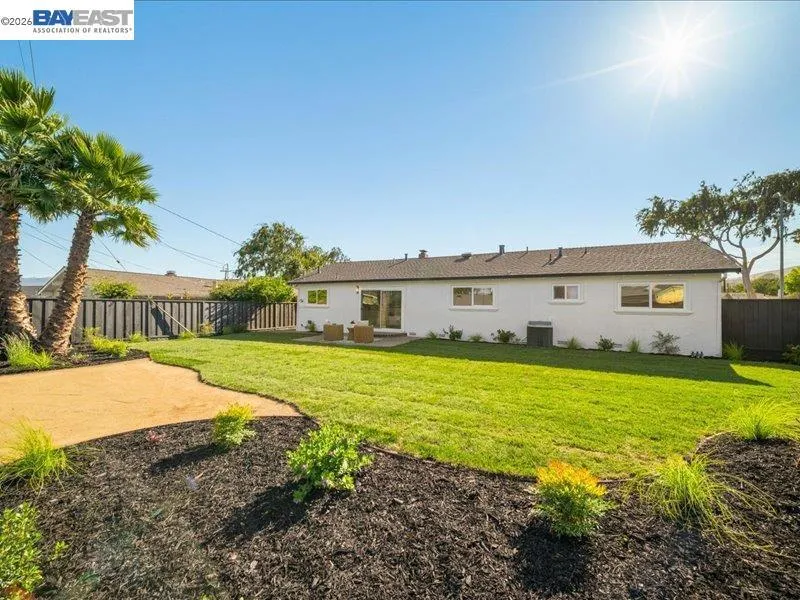 7654 Brighton Dr Dublin, CA 94568