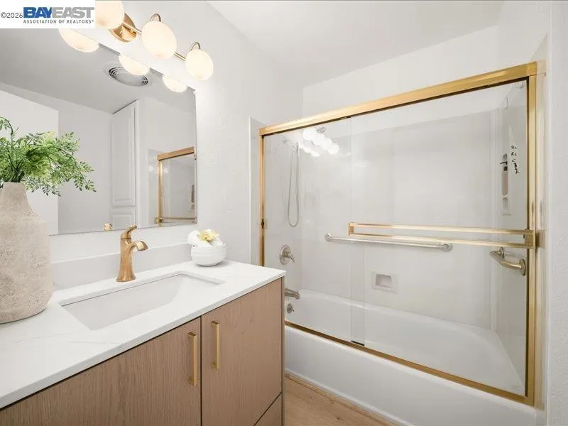 7654 Brighton Dr Dublin, CA 94568