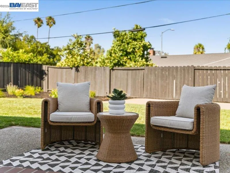7654 Brighton Dr Dublin, CA 94568