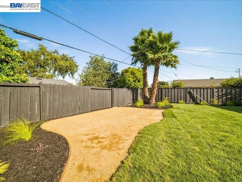 7654 Brighton Dr Dublin, CA 94568