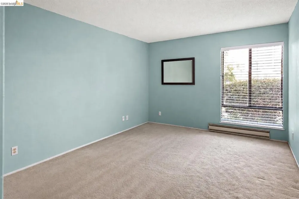 3 Commodore DR #B153 Emeryville, CA 94608