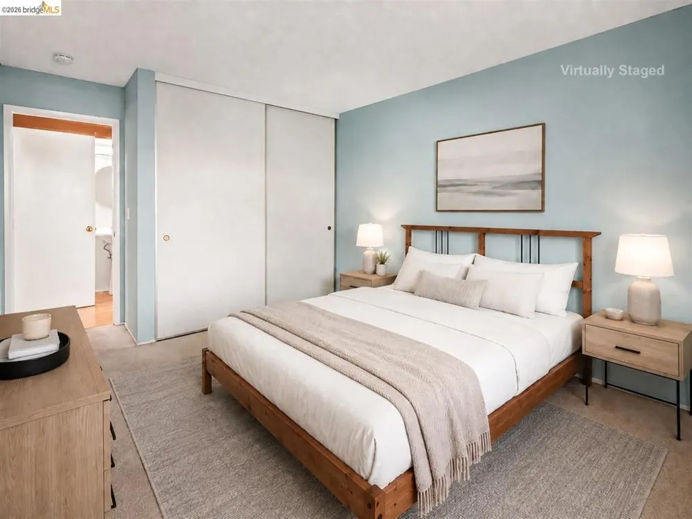 3 Commodore DR #B153 Emeryville, CA 94608